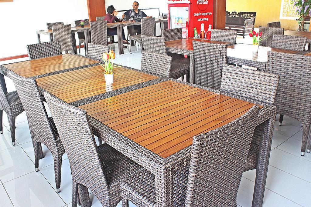 Hostel Mirah Legian Dış mekan fotoğraf