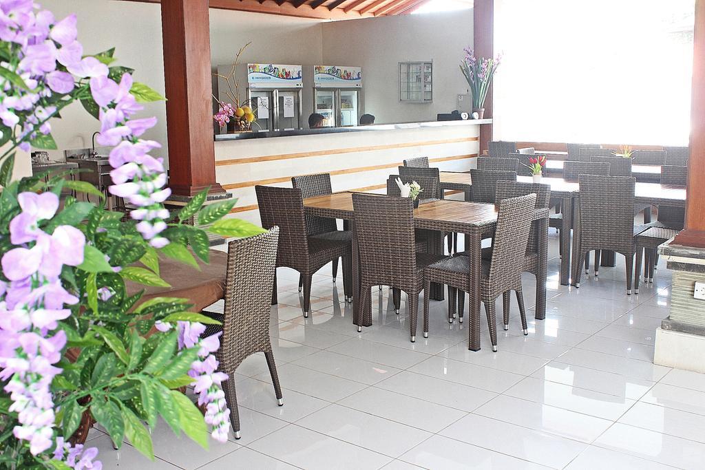 Hostel Mirah Legian Dış mekan fotoğraf